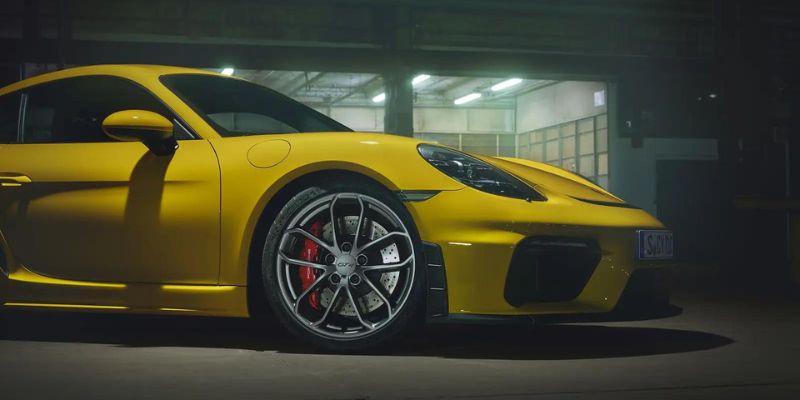 718 Cayman GT4